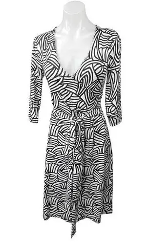 Patty Boutik Black White Abstract Print Faux Wrap 3/4 Sleeve Midi A-Line Dress S