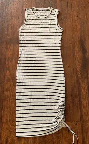 BB Dakota What's The Rouche Dress Size S, sleeveless, Striped White/black