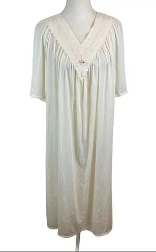 Vintage Amanda Stewart Nightgown Ivory Short Sleeve Lace Trim NWT