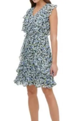 Tommy Hilfiger ✨
Women's Megan Floral Chiffon Ruffle Dress✨