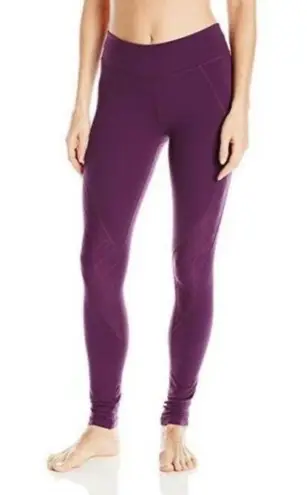 Beyond Yoga Purple quilted ankle zip leggings size S small Revolve Carbon38
