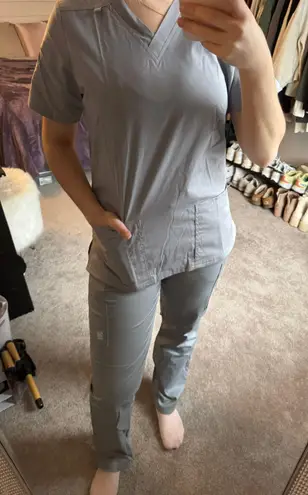 Uniform Advantage Scrub Set - Image 1