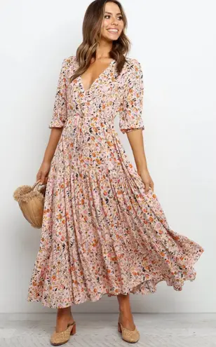 Petal and Pup NWT Kelda Dress in Beige Pink Floral Maxi Dress - Size Small