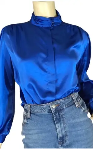 HOT STUFF VINTAGE 1980'S BLUE SATIN BUTTON DOWN MOCK NECK BLOUSE (M) Size M