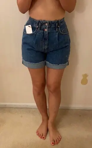 ZARA denim shorts. 2