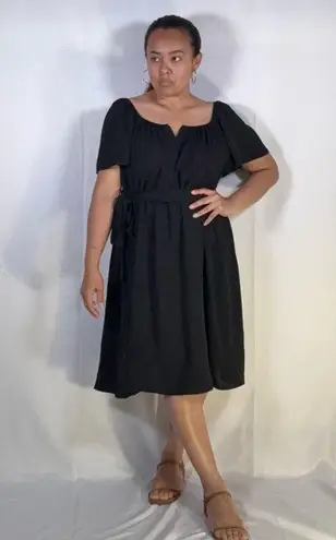 Black Midi Sundress with Puff Cap Sleeves Size undefined