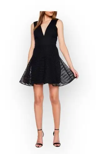 Bardot new ❤︎︎ Deep Plunge Fit n Flare Lace Cocktail Mini Dress ❤︎︎ Black ❤︎︎ M