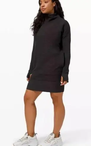 Lululemon NWT  Call for Cozy Dress Size 4 Black Oversized Thumb Hole Stretch