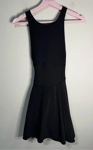 Lululemon  Court Crush Dress Black Size 4