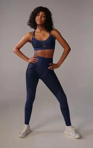 Savagexfenty NWT SAVAGE X FENTY XS 0-2 High Waist Legging Flocked Special FX Rhianna Sport