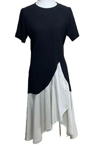 Dazy Black White Asymmetrical Hem T