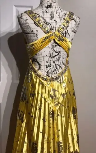 Embellished Formal Evening Prom Gown Crisscross Straps Open Back Metallic Yellow