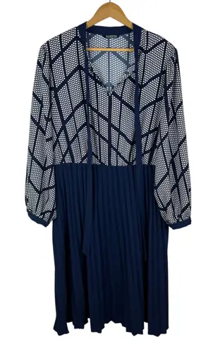 Bloomchic Pleated Geometric Print Midi Dress Size 18/20 Navy Flowy Modest Mod Blue