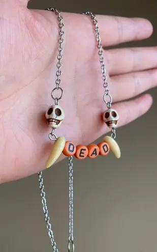 Handmade skull & quality Czech glass fangs “DEAD” spooky Halloween horror goth necklace🖤💀🎃