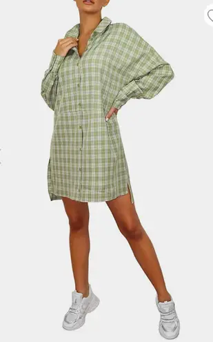 Missguided Oversized Shirt Dress in Sage Gingham-Green- Size 2- NWOT