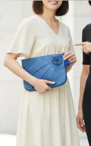 Lot of 2 Vintage Woven Bags VALERIE Blue Clutch W/Flower & ITALY Black Crossbody