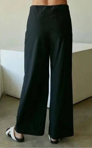 Crescent NWT Black Selma Wide Leg Pants Size Medium