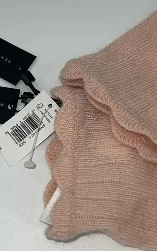 Banana Republic  Light Pink Italian Yarn Sensor Technology One Size Gloves NWT