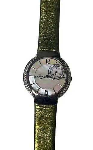 New Skagen Denmark Designer Ladies Wrist Watch Leather Metallic Green Band