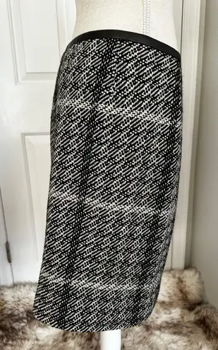 Max Mara Weekend Black & White Wool Blend Mini Snap Button Wrap Skirt Sz 8