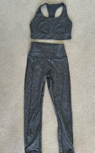 Aerie  gray workout set // medium top small bottom