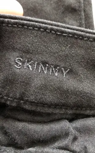 A&E Skinny Slacks Black Size 6
