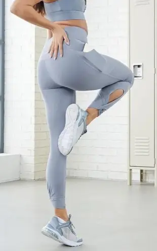 Fabletics  Blue Oasis PureLuxe High Waisted Twist 7/8 Athletic Leggings XS