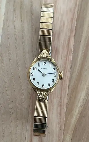 Bulova Ladies Watch Vintage 10K Gold Plated Stretch Bracelet Bezel Mechanical