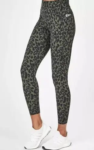 Sweaty Betty  Zero Gravity High Waisted 7/8 Running
Leggings Olive Leopard Print