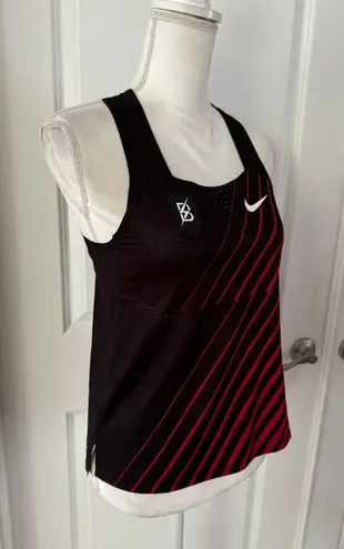 Nike Dri-FIT ADV AeroSwift Bowerman Track Club Women's Running Singlet