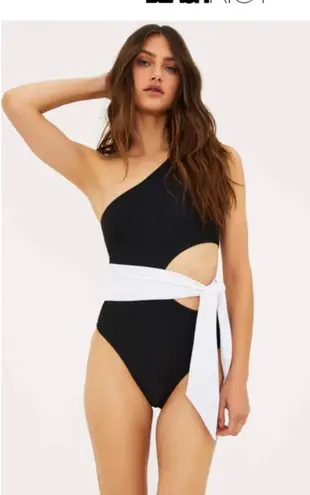 Beach Riot BRAND NEW NEVER WORN- ONE PIECE - size Small🖤