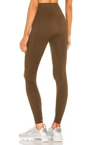 Set Active  X REVOLVE Leggings Brush Brown XS