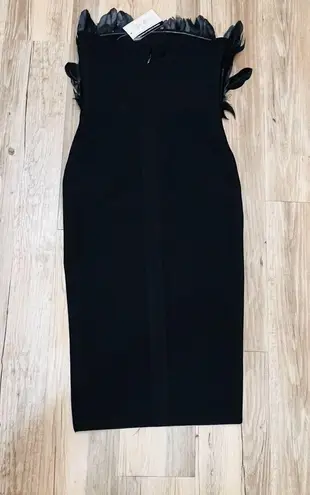 NWT BANDAGE MIDI DRESS WITH FRONT FEATHER DETAIL (BLACK) small