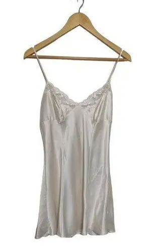 Victoria's Secret Vintage Deadstock Y2K  Slip Dress Chemise Babydoll Satin White