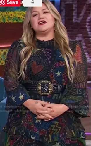 Farm Rio Amazonia Puff-Sleeve Printed Maxi Dress worn by Kelly Clarkson M