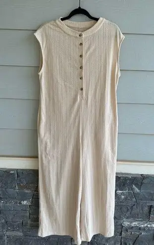 Sleeveless Cream Top Tan Size M