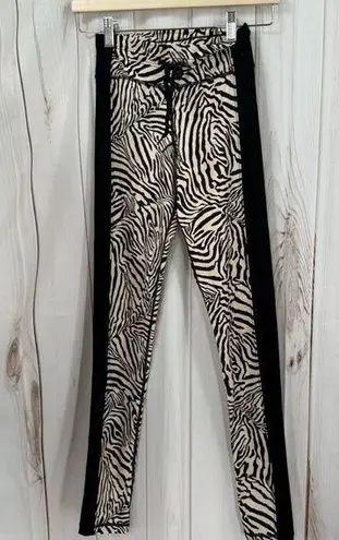 The Upside Women’s 4 Tiger Animal Print Athletic Pants Size XS