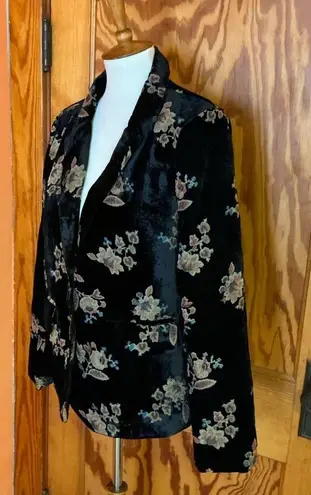 Ellison NWT velvety floral blazer