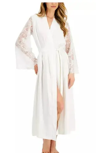 NWOT INC INTERNATIONAL CONCEPTS Lace Sleeve Satin Robe White Size XL