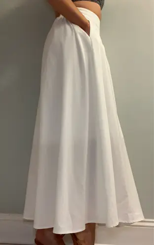 Scarlett Darkness Scarlet Darkness White Maxi Skirt – Flowy Cottagecore A-Line (Size S)