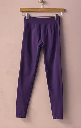 Aurola Intensify Seamless Purple Leggings Size XS EUC