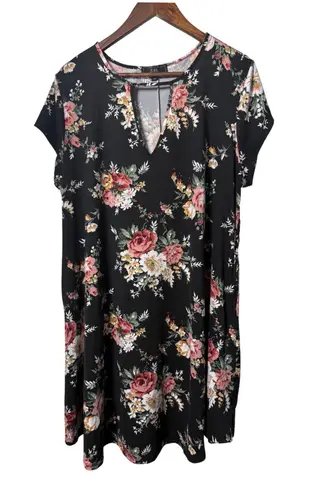 NWT Vibe Sportswear Women 2X Floral V