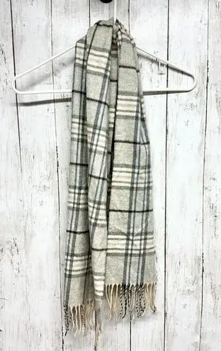 Cashmink by V. Fraas Scarf Unisex Grey Plaid Casual Winter Frayed End Striped Gray