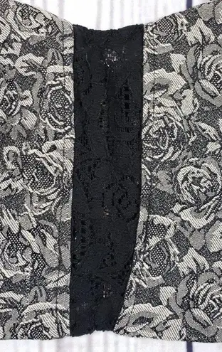 Pins and Needles Gray & Black Floral Print Bralette Women's Size Small