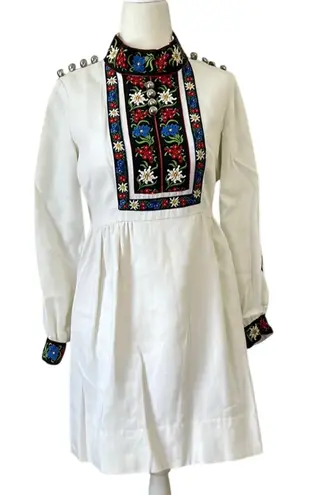 Vintage 70s women’s long sleeve high collar, alpine mini dress size small