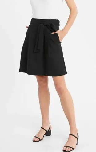 Banana Republic  Black Linen Blend Front Tie Mini Skirt Size 4P. NEW