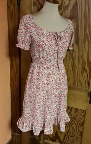 Monteau feminine floral ruffled dress