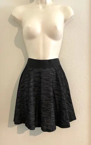 Copper Key NWOT  lightweight charcoal gray skirt.
