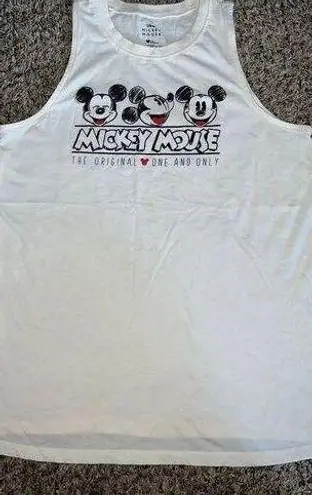 Disney  Mickey Mouse White tank top size‎ large