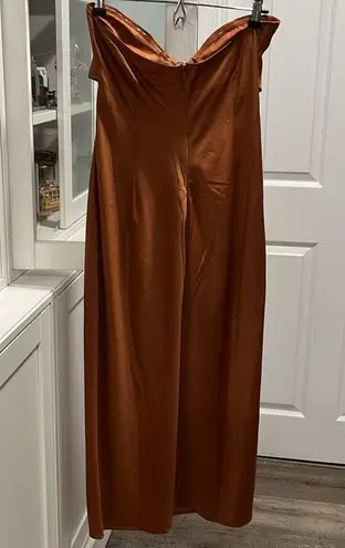 Meshki (NWT) Harriet Satin Midi High Split Dress, Biscuit, Size L